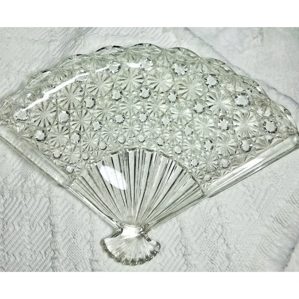 Vintage Avon 1970's Hostess Fancy Crystal Fan  Soapdish/Trinket Fragranced Soap